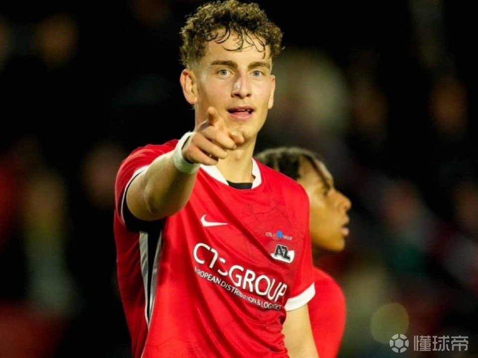 米体：尤文关注阿尔克马尔18岁前锋科瓦奇，球员估价500万欧